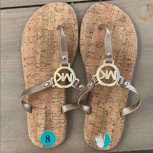 Michael kors sandals size 8